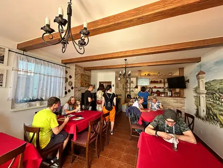 Otevřené sklepy Perná 2024 — fotografie 108